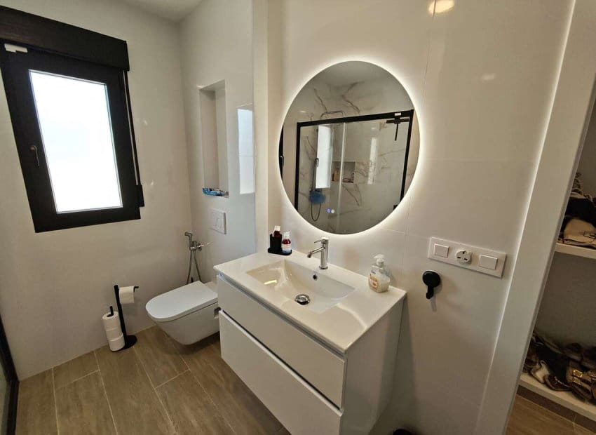 4 bedroom Villa for sale in Pinoso with pool - € 549,995 (Ref: 9388823)