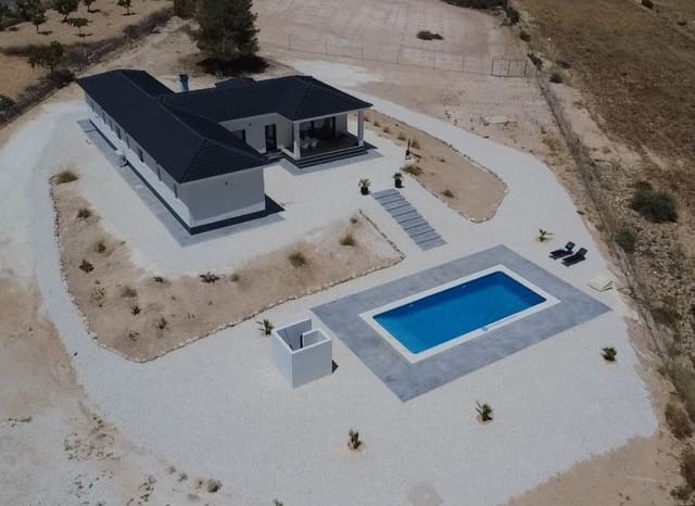 4 quarto Moradia para venda em Pinoso com piscina - 549 995 € (Ref: 9388823)