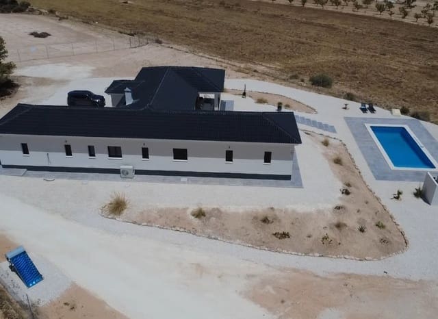 4 quarto Moradia para venda em Pinoso com piscina - 549 995 € (Ref: 9388823)