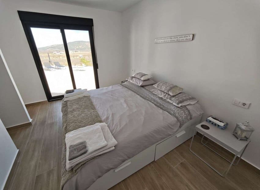 4 bedroom Villa for sale in Pinoso with pool - € 549,995 (Ref: 9388823)