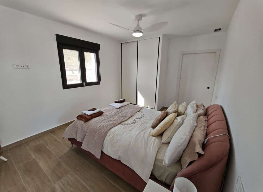 4 bedroom Villa for sale in Pinoso with pool - € 549,995 (Ref: 9388823)