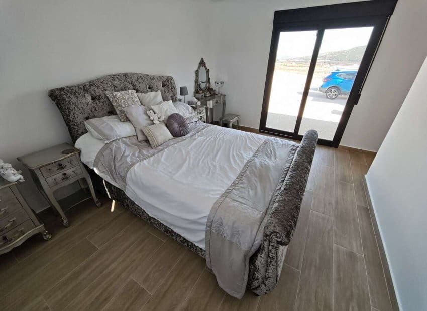 4 bedroom Villa for sale in Pinoso with pool - € 549,995 (Ref: 9388823)