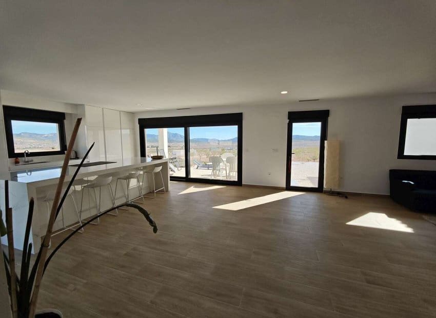 4 bedroom Villa for sale in Pinoso with pool - € 549,995 (Ref: 9388823)