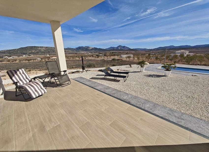 4 bedroom Villa for sale in Pinoso with pool - € 549,995 (Ref: 9388823)