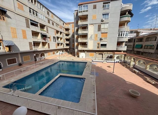 2 soveværelse Lejlighed til salg i Playa del Acequión, Torrevieja med swimmingpool - € 134.000 (Ref: 9388824)