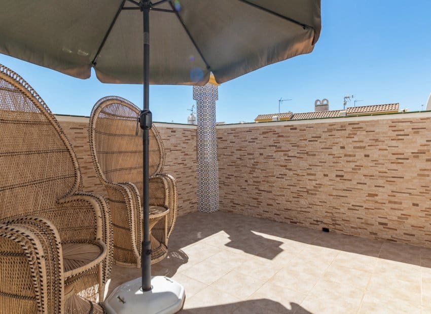 3 soverom Kjedet enebolig til salgs i La Zenia med svømmebasseng - € 312 000 (Ref: 9388825)