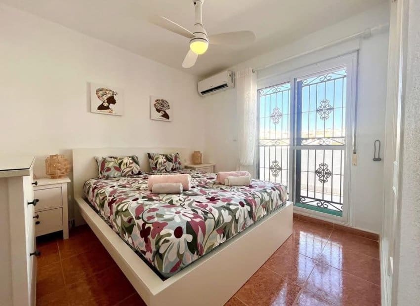 3 sypialnia Apartament na sprzedaż w Entre Naranjos z basenem - 199 900 € (Ref: 9394328)