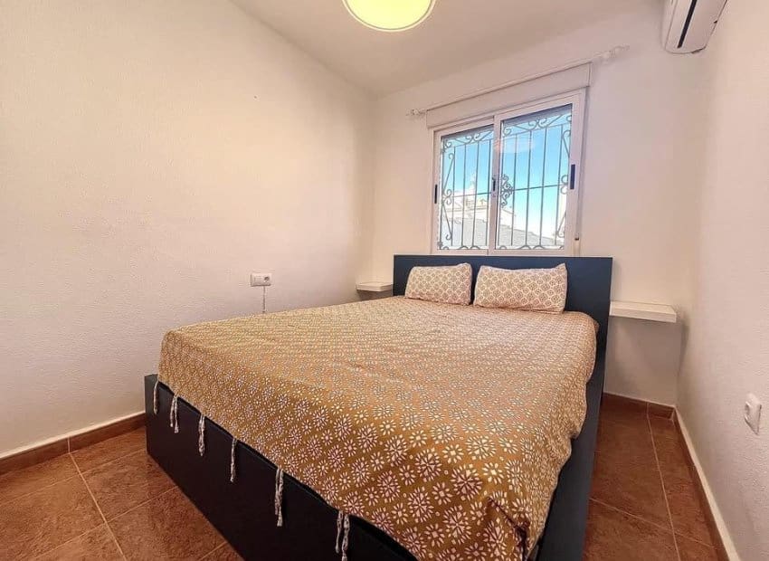 3 sypialnia Apartament na sprzedaż w Entre Naranjos z basenem - 199 900 € (Ref: 9394328)