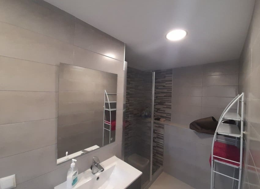 6 makuuhuone Huvila myytävänä paikassa Ciudad Quesada mukana uima-altaan - 685 000 € (Ref: 9394329)