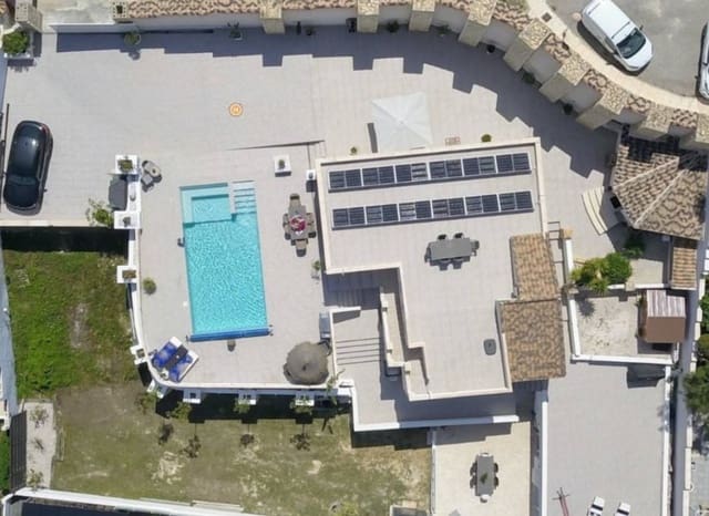 6 makuuhuone Huvila myytävänä paikassa Ciudad Quesada, Rojales mukana uima-altaan - 685 000 € (Ref: 9394329)