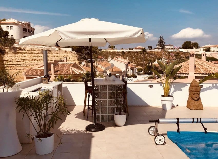 6 makuuhuone Huvila myytävänä paikassa Ciudad Quesada mukana uima-altaan - 685 000 € (Ref: 9394329)