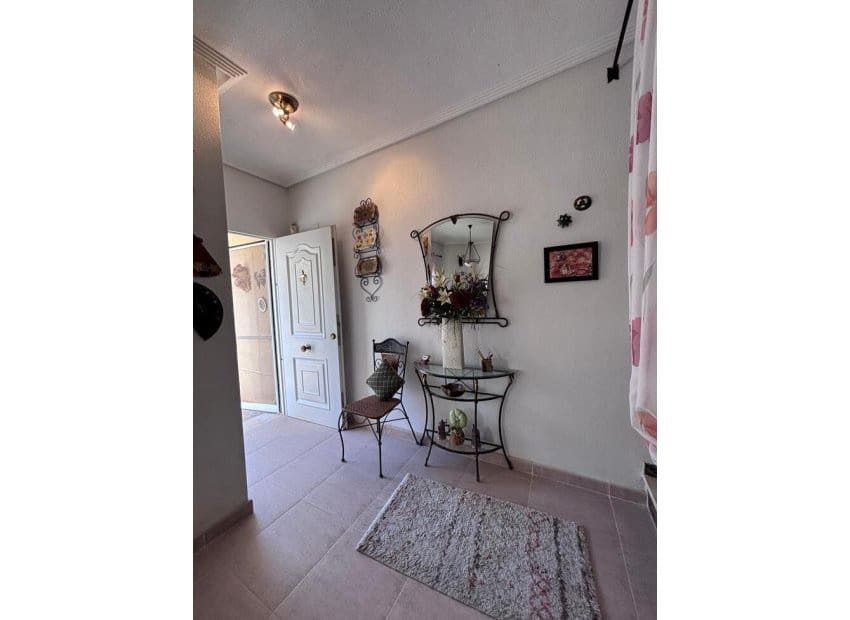 2 soverom Hus til salgs i Villamartin med svømmebasseng - € 164 950 (Ref: 9394330)