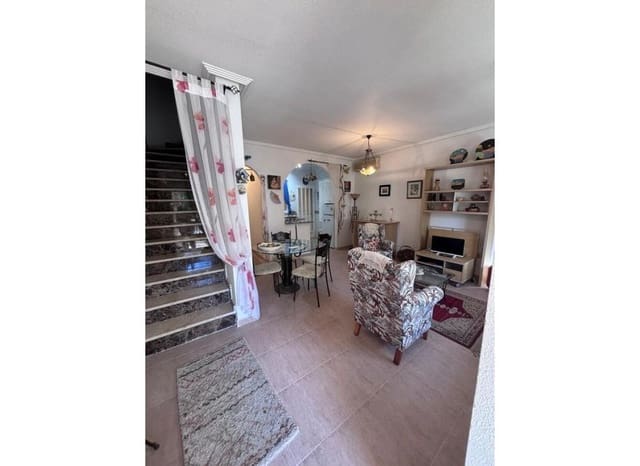 2 soverom Hus til salgs i Villamartin, Orihuela med svømmebasseng - € 164 950 (Ref: 9394330)