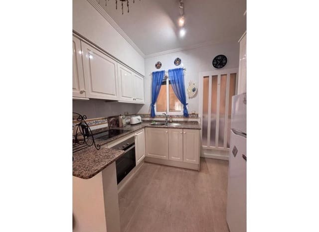 2 soverom Hus til salgs i Villamartin, Orihuela med svømmebasseng - € 164 950 (Ref: 9394330)