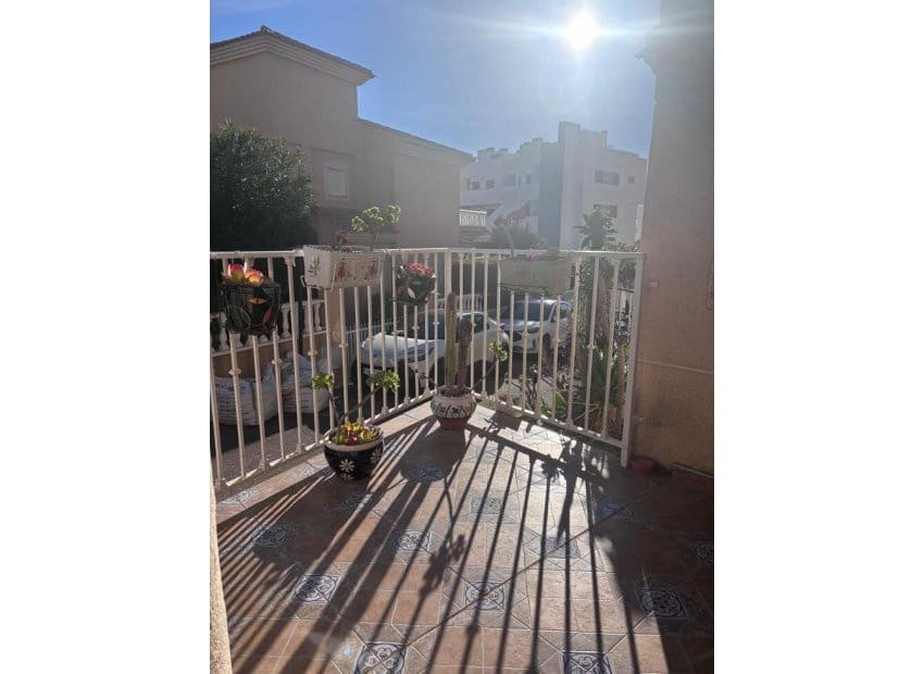 2 soverom Hus til salgs i Villamartin med svømmebasseng - € 164 950 (Ref: 9394330)