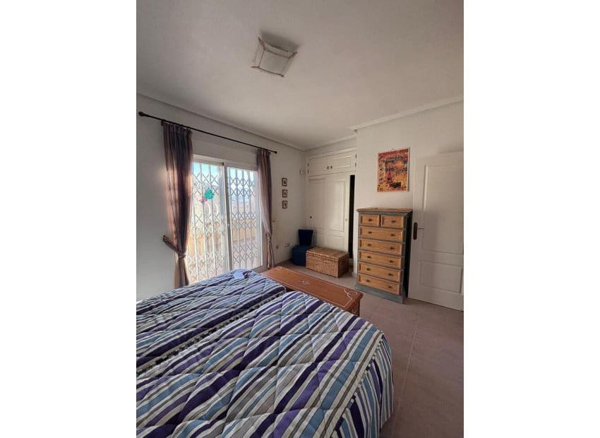 2 soverom Hus til salgs i Villamartin med svømmebasseng - € 164 950 (Ref: 9394330)