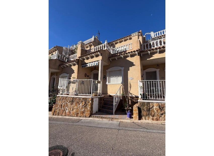 2 soverom Hus til salgs i Villamartin med svømmebasseng - € 164 950 (Ref: 9394330)