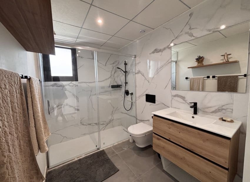 2 sovrum Villa till salu i Villamartin med pool - 434 950 € (Ref: 9394331)