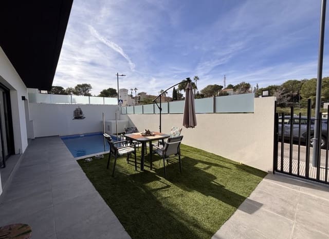 2 sovrum Villa till salu i Villamartin, Orihuela med pool - 434 950 € (Ref: 9394331)