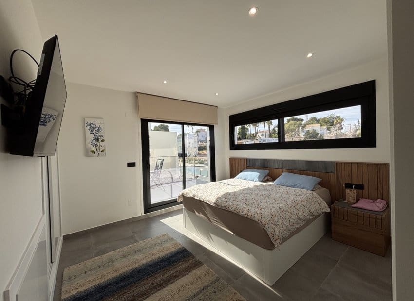 2 sovrum Villa till salu i Villamartin med pool - 434 950 € (Ref: 9394331)