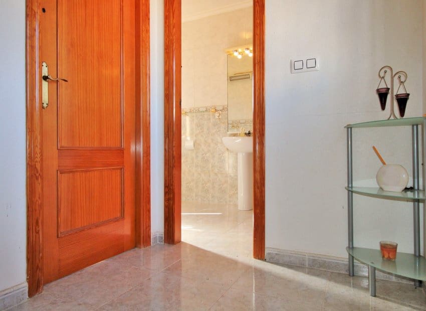 3 Zimmer Haus zu verkaufen in Villamartin mit Pool - 249.990 € (Ref: 9394333)