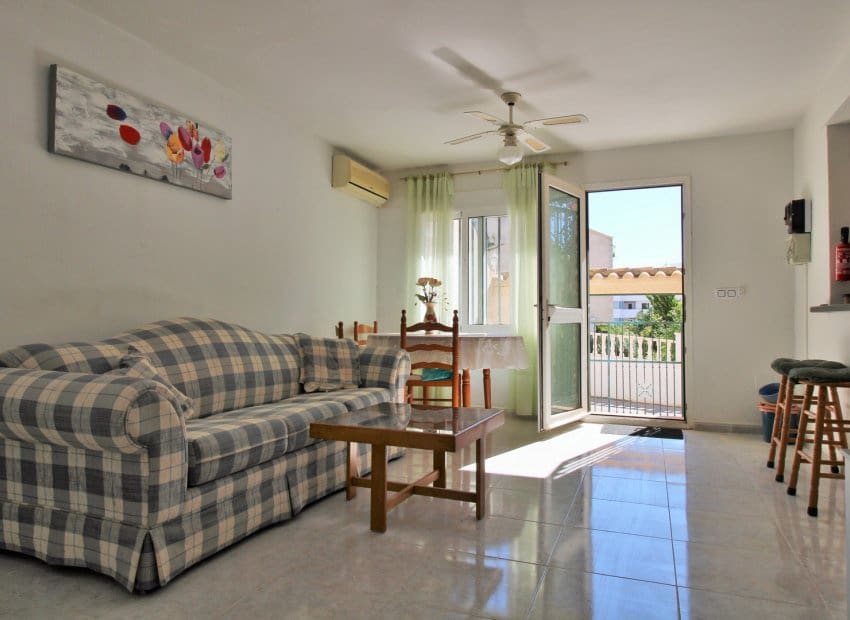 3 Zimmer Haus zu verkaufen in Villamartin mit Pool - 249.990 € (Ref: 9394333)