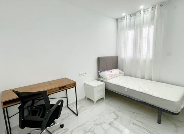 2 quarto Apartamento para venda em Centro, Torrevieja - 239 000 € (Ref: 9394335)