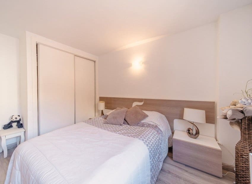 Apartamento Playa de 3 habitaciones en Torrevieja en venta - 369.000 € (Ref: 9394337)