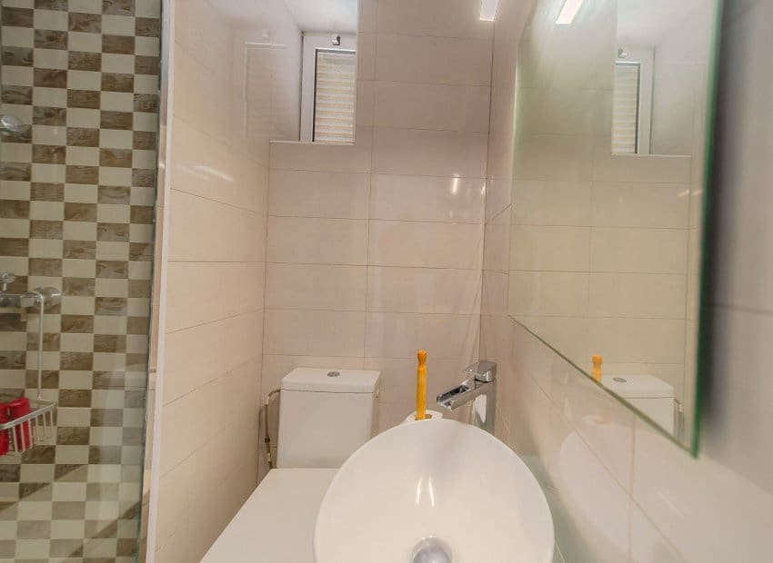 Apartamento Playa de 3 habitaciones en Torrevieja en venta - 369.000 € (Ref: 9394337)