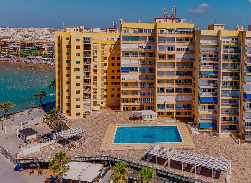 Apartamento Playa de 3 habitaciones en Torrevieja en venta - 369.000 € (Ref: 9394337)