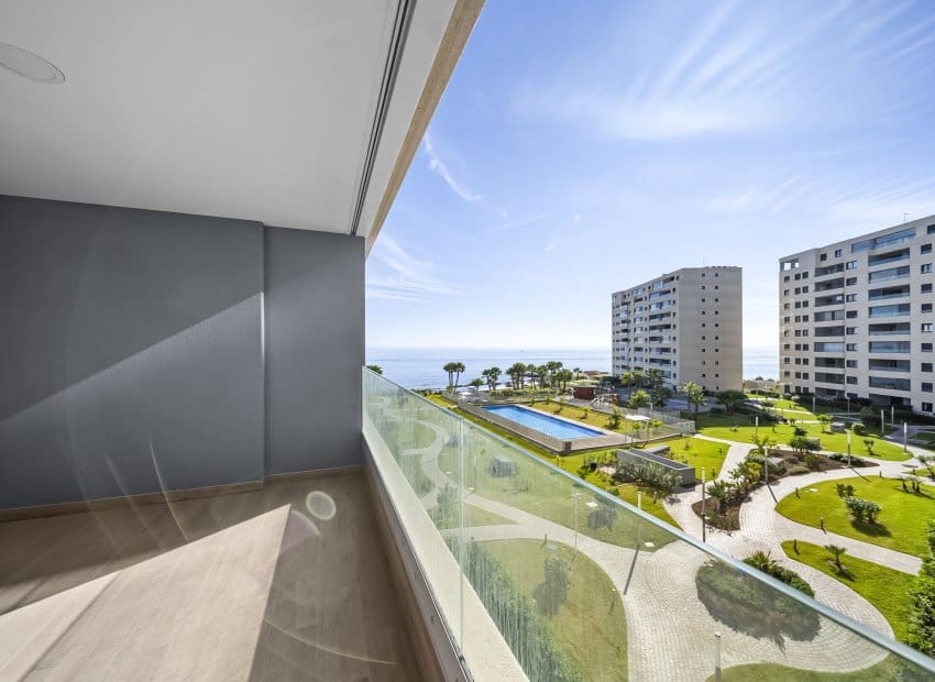 3 chambre Appartement de Plage à vendre à Punta Prima avec piscine - 599 000 € (Ref: 9394339)