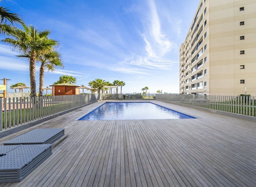 3 chambre Appartement de Plage à vendre à Punta Prima avec piscine - 599 000 € (Ref: 9394339)