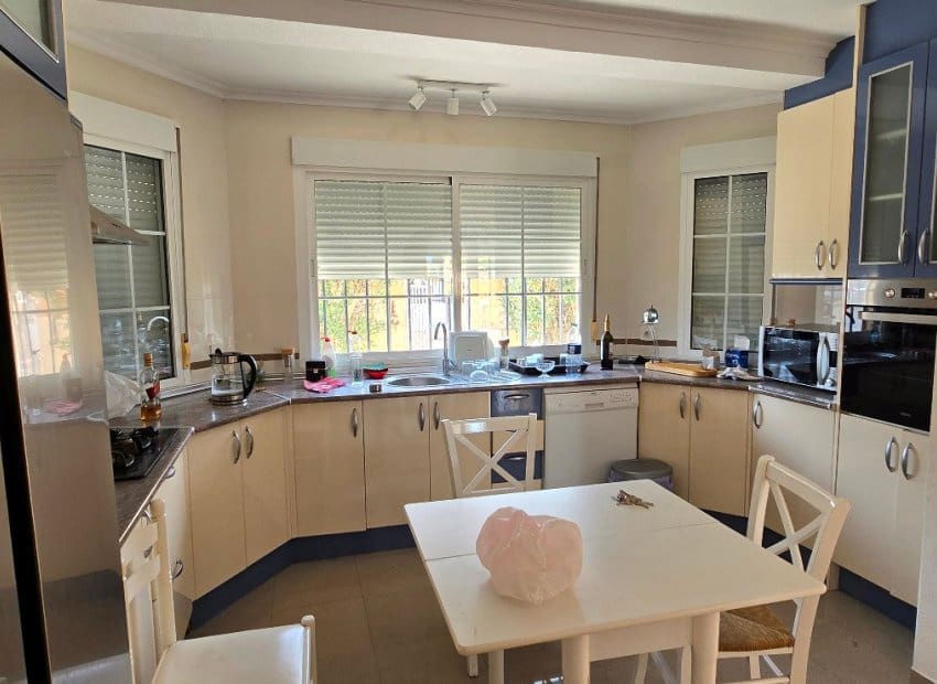 5 soverom Villa til salgs i El Chaparral med svømmebasseng - € 595 000 (Ref: 9397013)