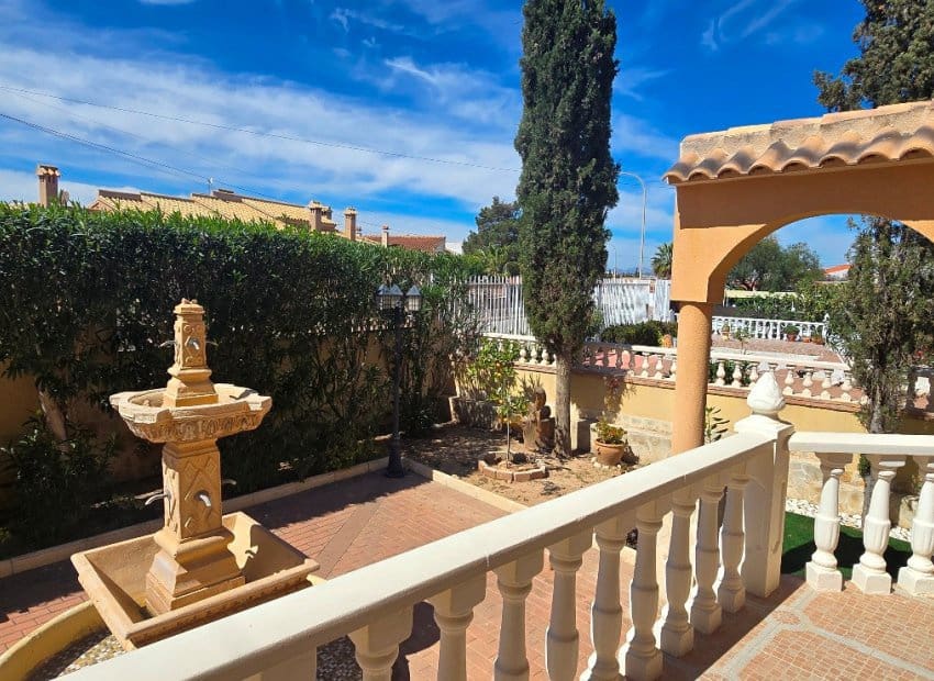 5 soverom Villa til salgs i El Chaparral med svømmebasseng - € 595 000 (Ref: 9397013)