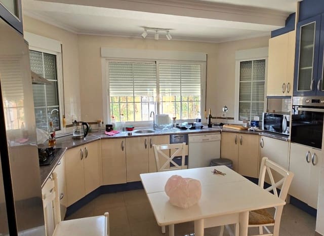 5 soverom Villa til salgs i El Chaparral, Torrevieja med svømmebasseng - € 595 000 (Ref: 9397013)