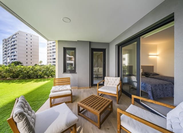 2 bedroom Beach Apartment for sale in Punta Prima, Torrevieja with pool - € 460,000 (Ref: 9397014)