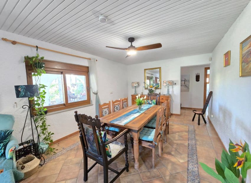 5 slaapkamer Villa te koop in Orihuela Costa met zwembad garage - € 850.000 (Ref: 9398845)