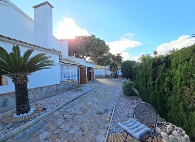 5 quarto Moradia para venda em Cabo Roig, Orihuela com piscina garagem - 850 000 € (Ref: 9398845)