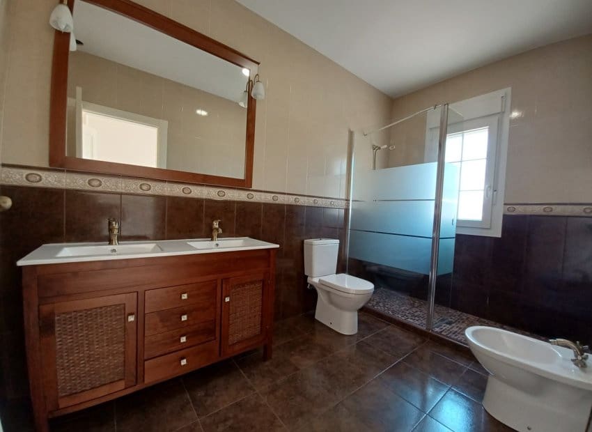 4 bedroom Villa for sale in Cabo Roig with pool - € 910,000 (Ref: 9398846)