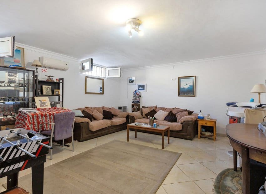 6 chambre Villa/Maison à vendre à Los Balcones avec piscine - 610 000 € (Ref: 9398847)