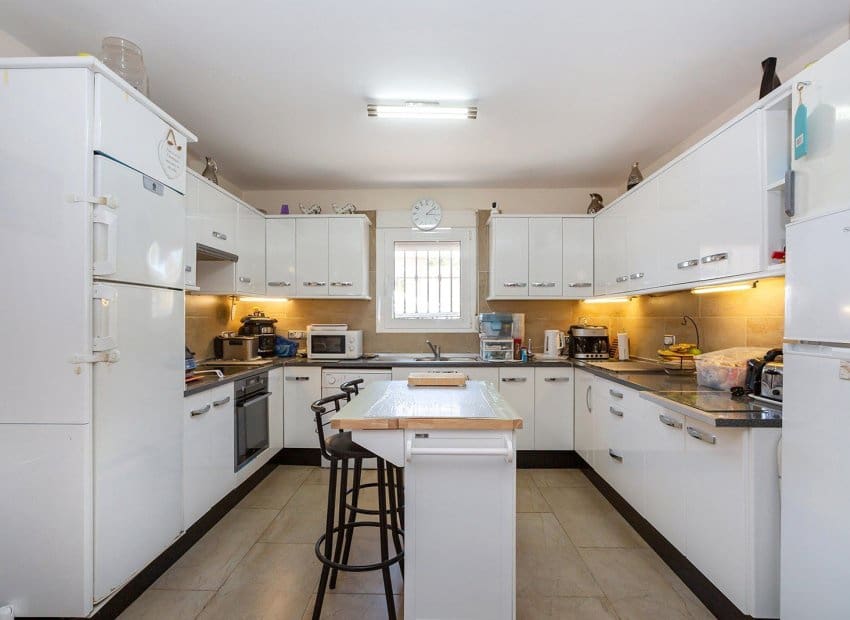 6 chambre Villa/Maison à vendre à Los Balcones avec piscine - 610 000 € (Ref: 9398847)