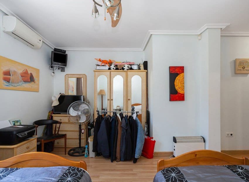 6 chambre Villa/Maison à vendre à Los Balcones avec piscine - 610 000 € (Ref: 9398847)