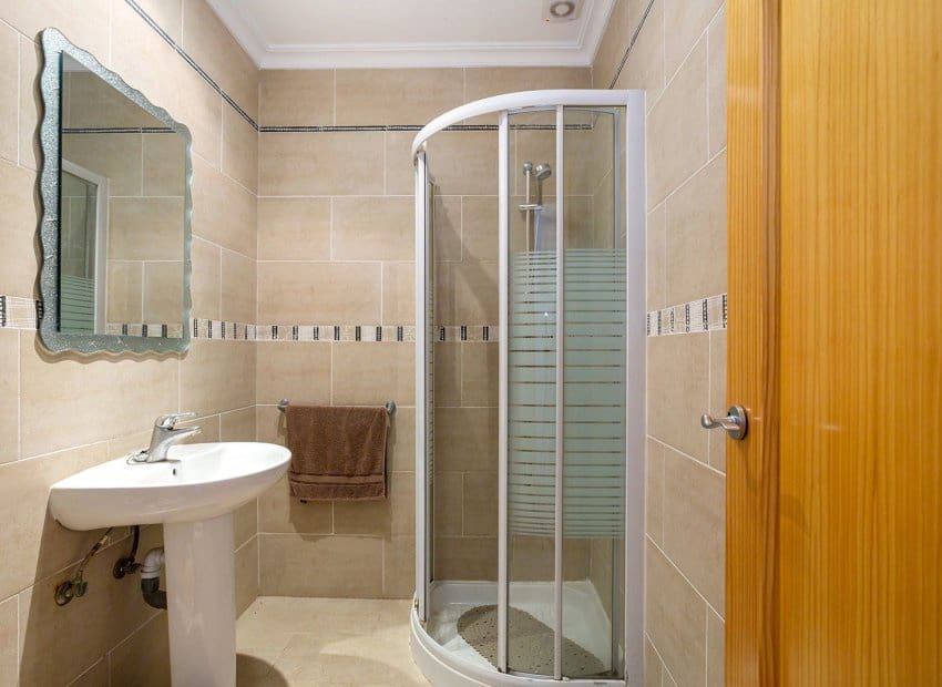 6 chambre Villa/Maison à vendre à Los Balcones avec piscine - 610 000 € (Ref: 9398847)