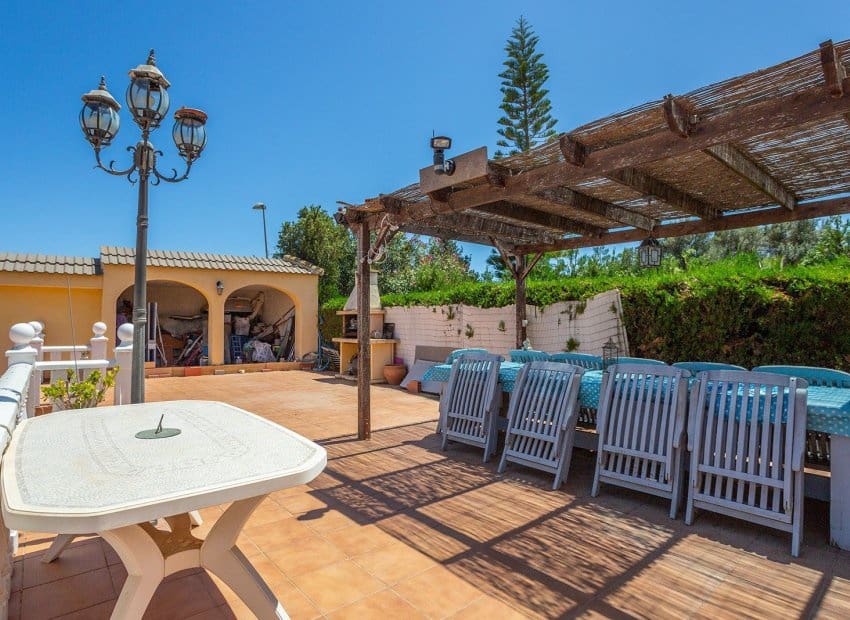 6 chambre Villa/Maison à vendre à Los Balcones avec piscine - 610 000 € (Ref: 9398847)