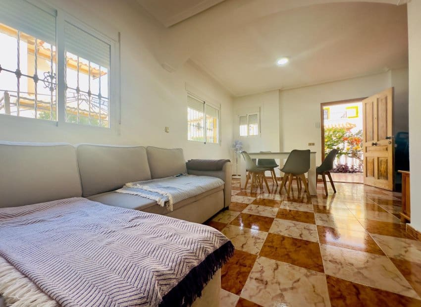 2 sovrum Semi-fristående Villa till salu i La Regia med pool - 230 000 € (Ref: 9398848)