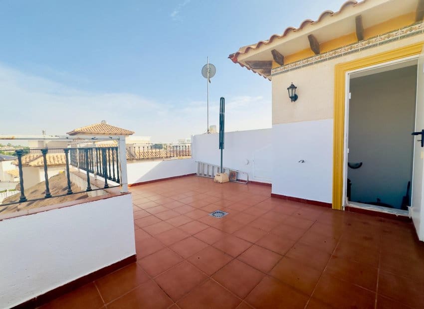 2 sovrum Semi-fristående Villa till salu i La Regia med pool - 230 000 € (Ref: 9398848)