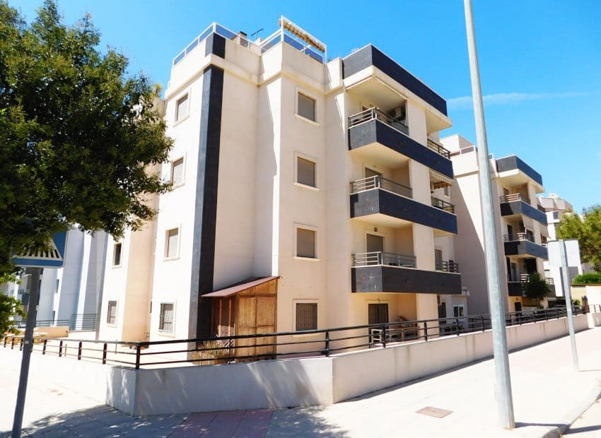 2 slaapkamer Appartement te koop in San Miguel de Salinas met zwembad - € 100.000 (Ref: 9403689)