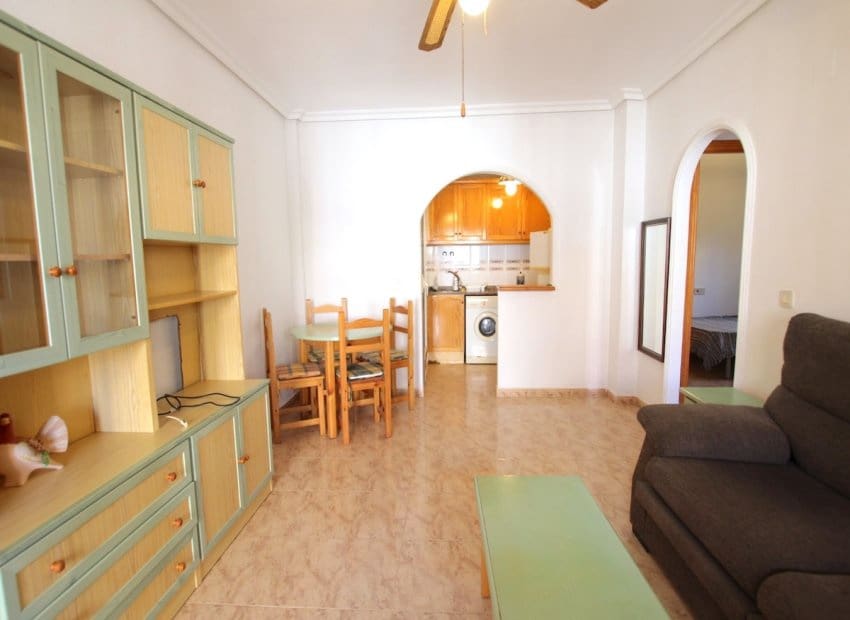 2 makuuhuone Bungalow myytävänä paikassa Los Balcones - 135 000 € (Ref: 9403692)