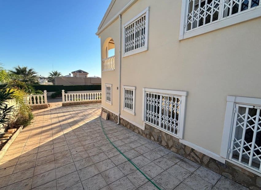 5 chambre Villa/Maison à vendre à Ciudad Quesada avec piscine - 595 000 € (Ref: 9403695)