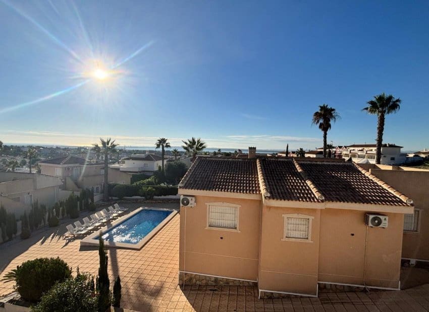 5 chambre Villa/Maison à vendre à Ciudad Quesada avec piscine - 595 000 € (Ref: 9403695)